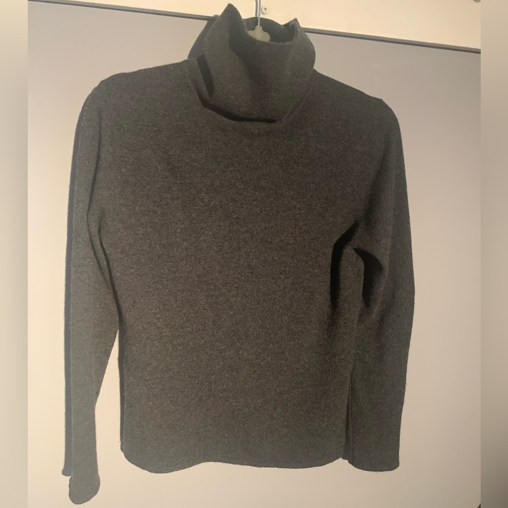Cashmere turtleneck